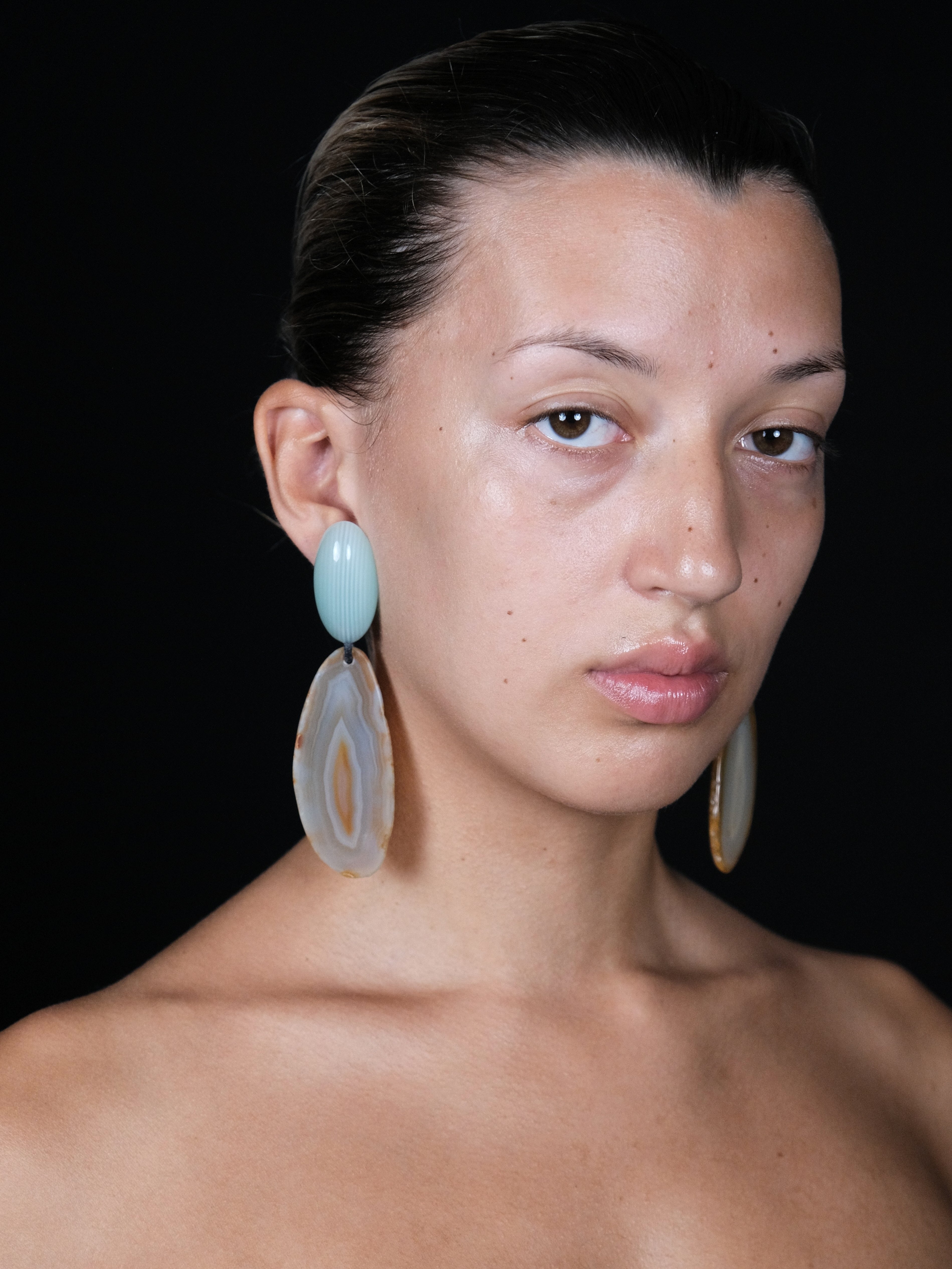 Earrings: green calcite, agate