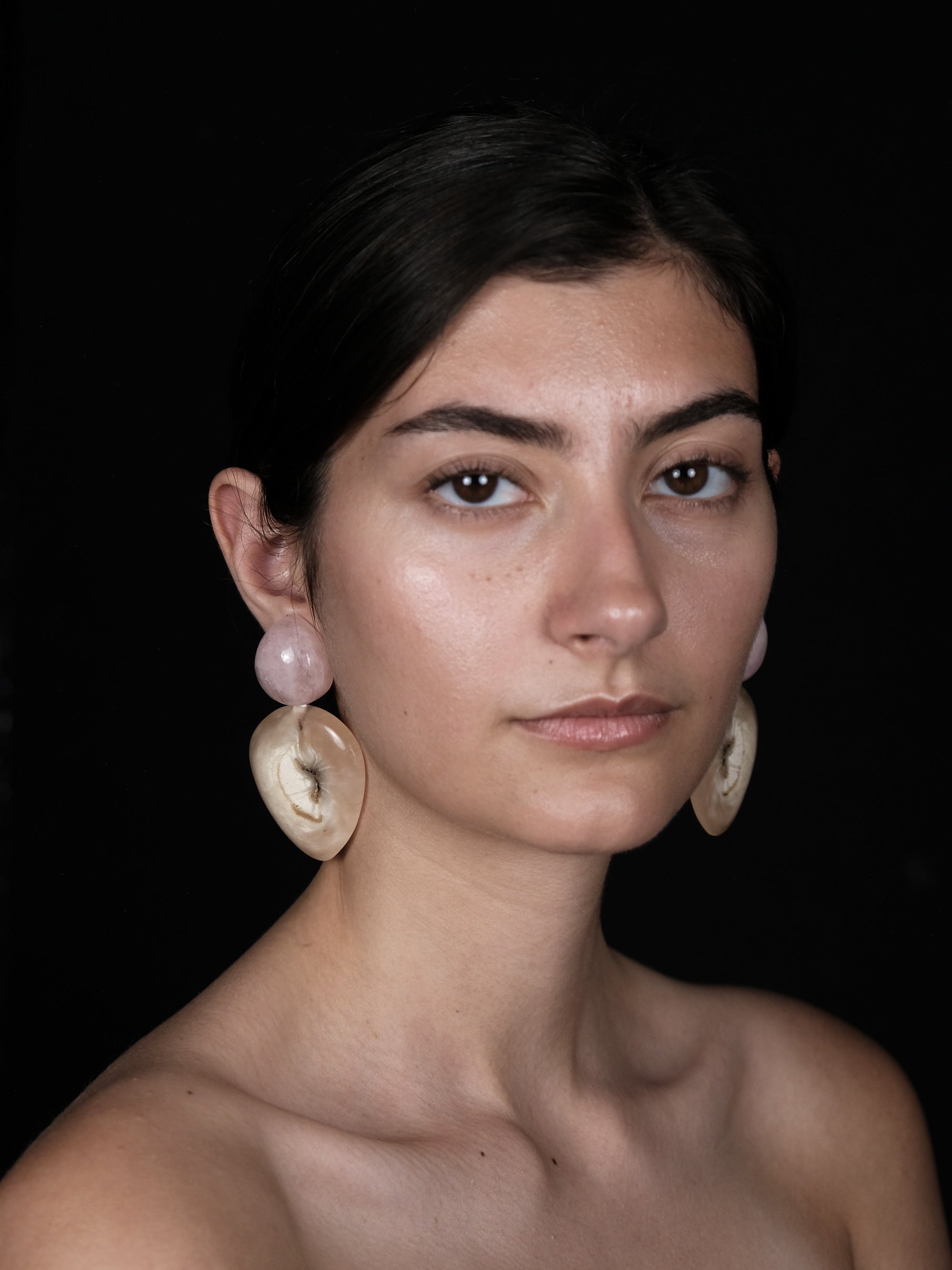 Earrings: rosequartz, musk ox horn