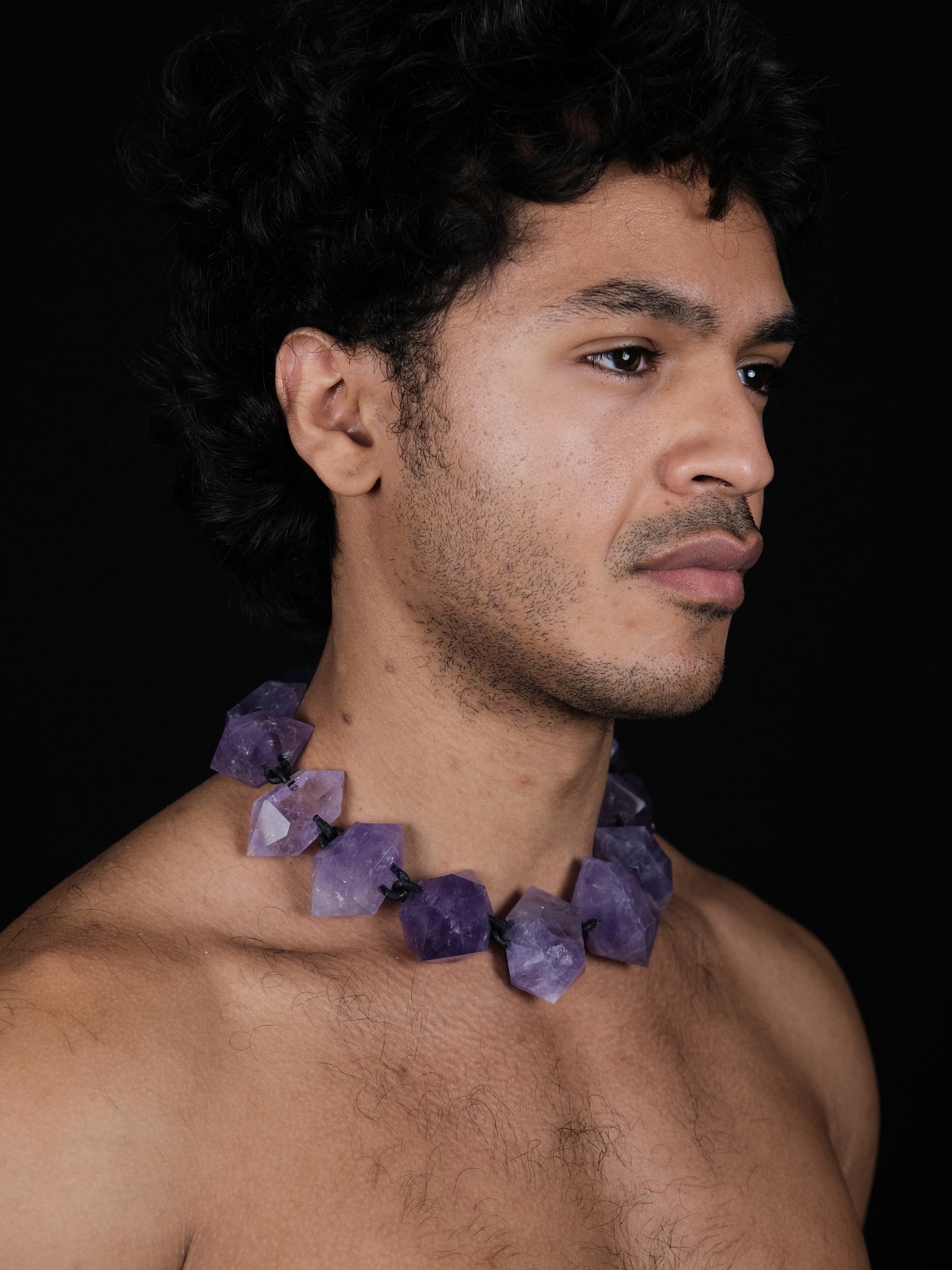 Necklace: amethyst, leather