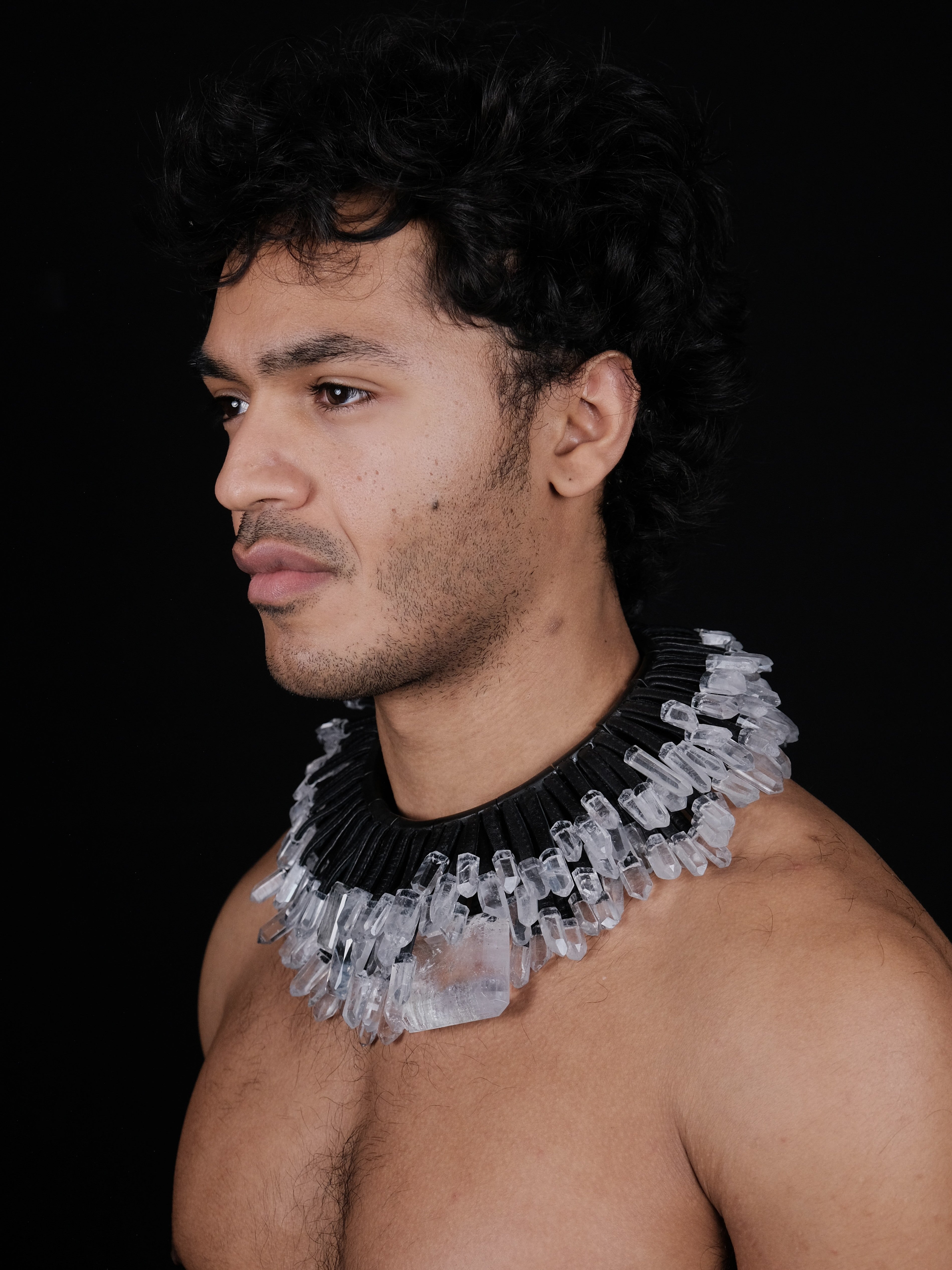 Necklace: mountain crystal, quartz, leather