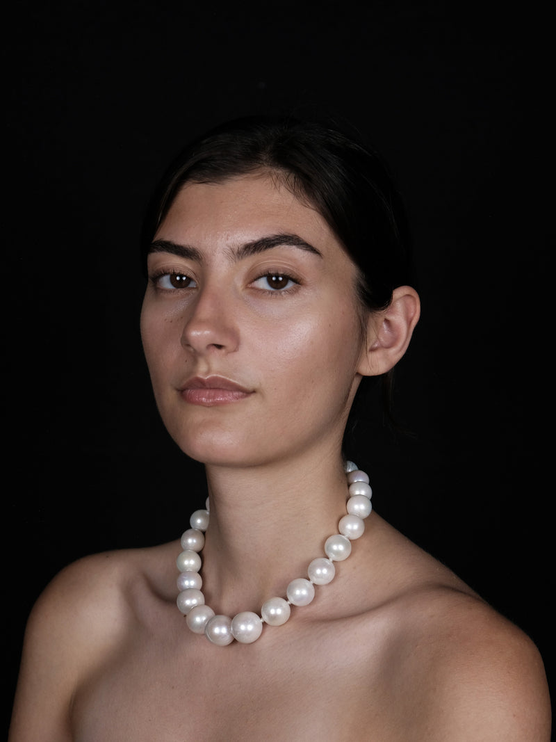 Necklace: freshwater pearls, baroque pearl, ebony