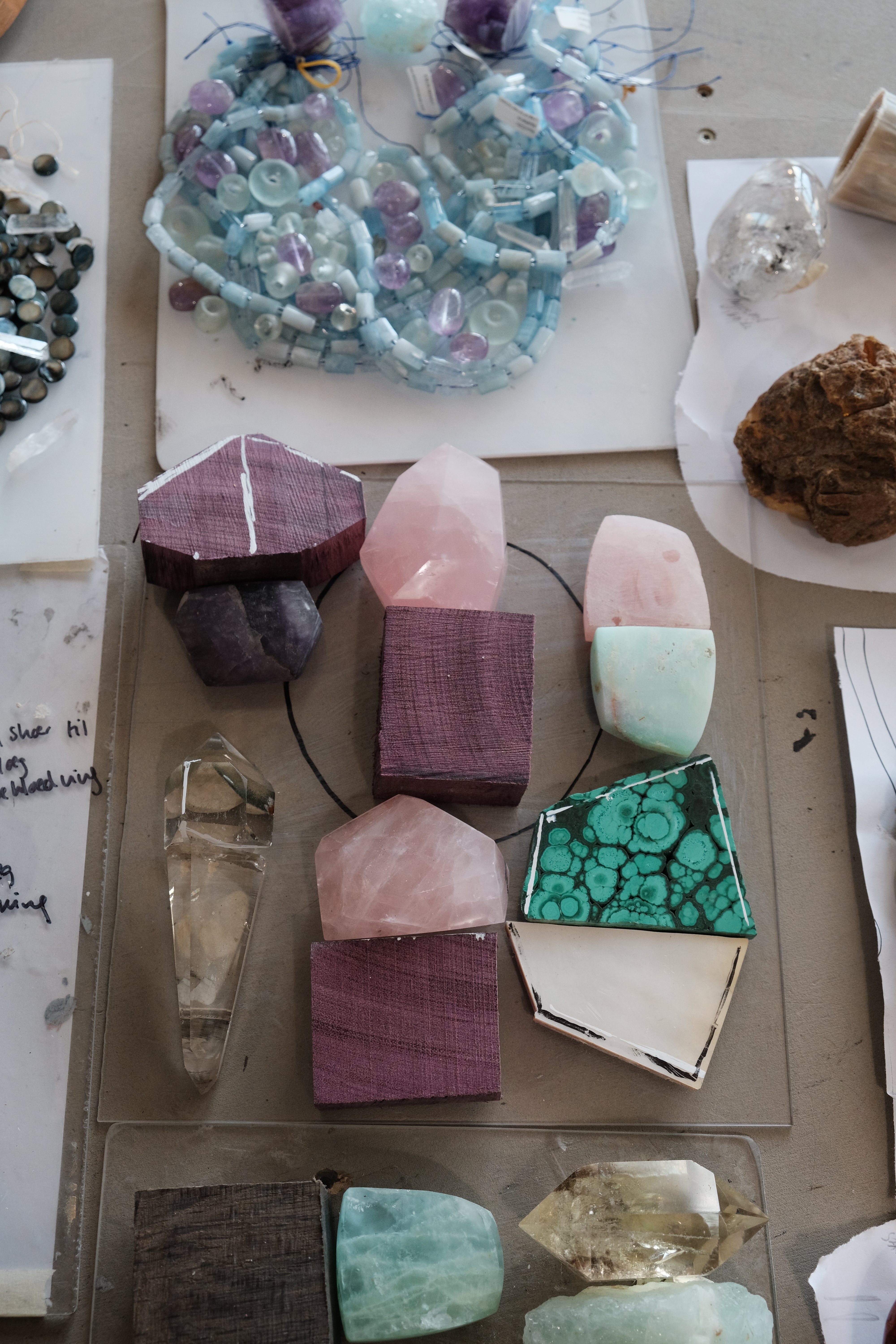 Pendant: pearl, malachite, wengé