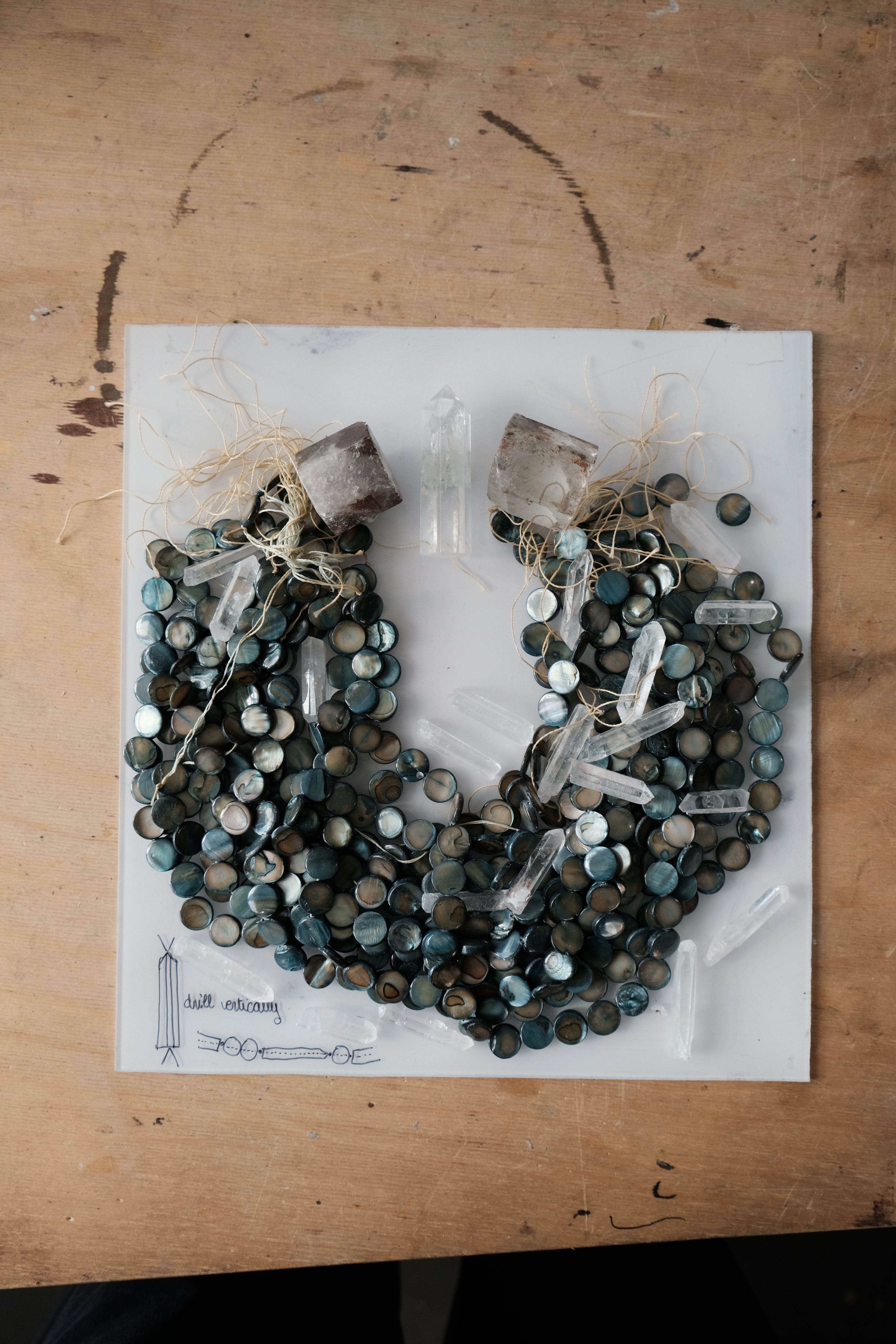 Necklace: shell, mountain crystal, quartz