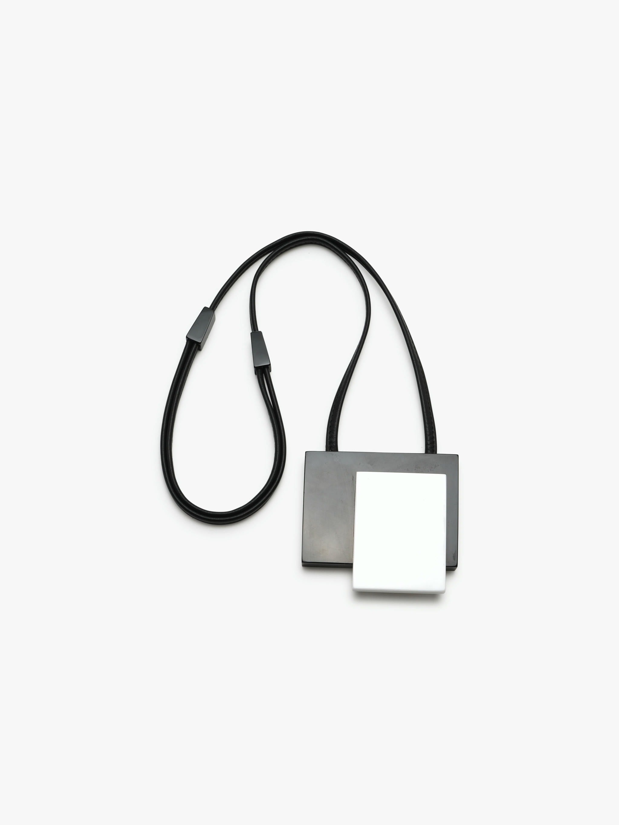 Wera pendant: black/white acrylic
