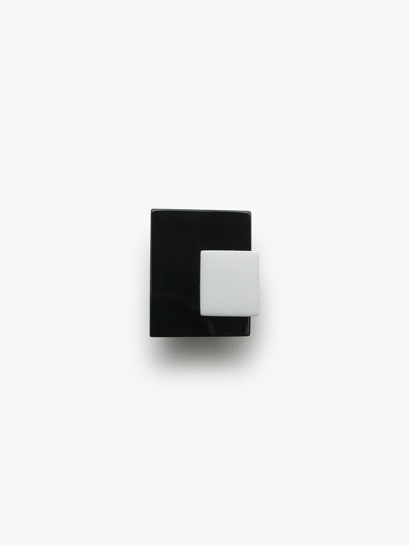 Gabi Rind Gabi ring: black/white acrylic – Monies