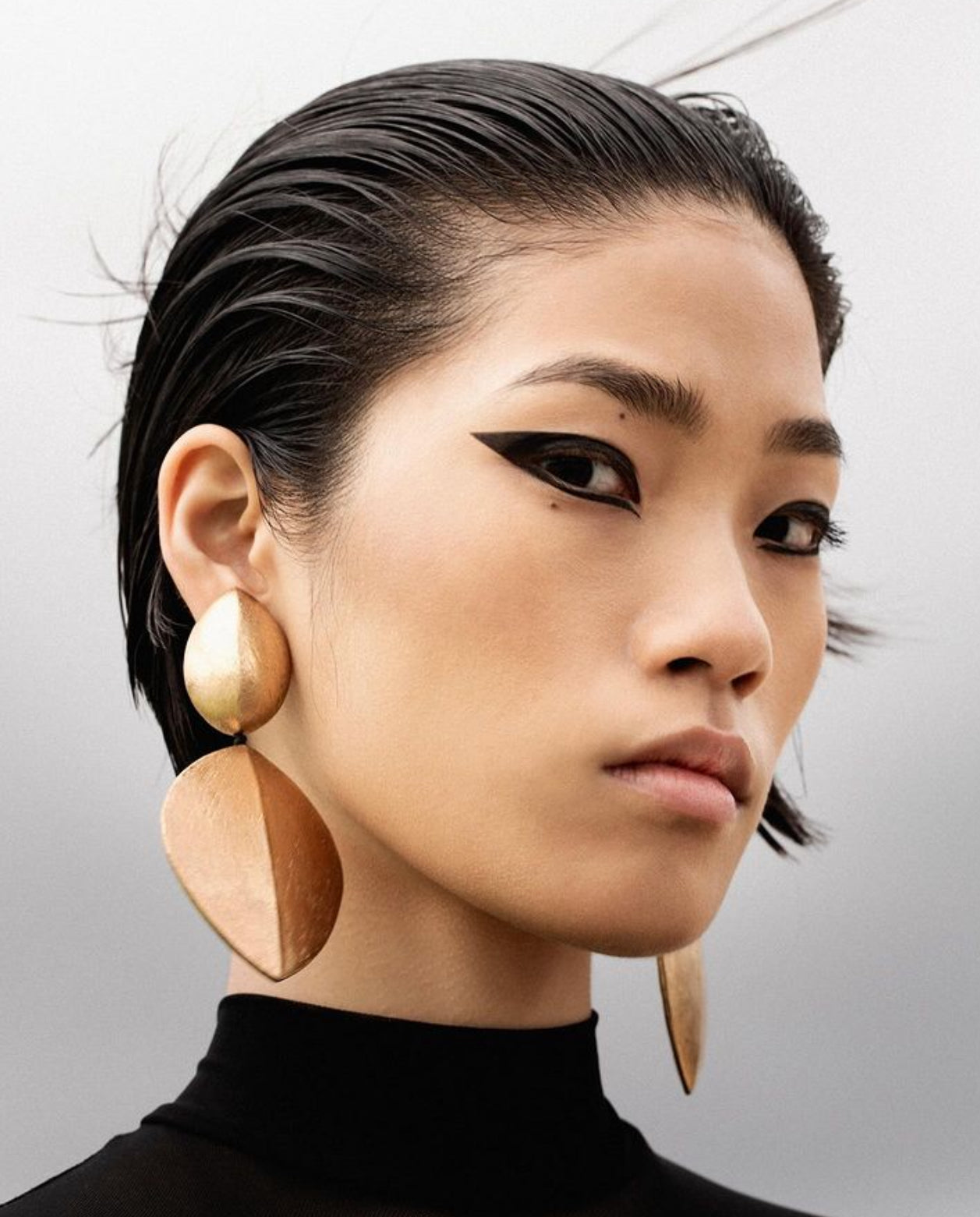 Bologna earrings: acacia, goldfoil