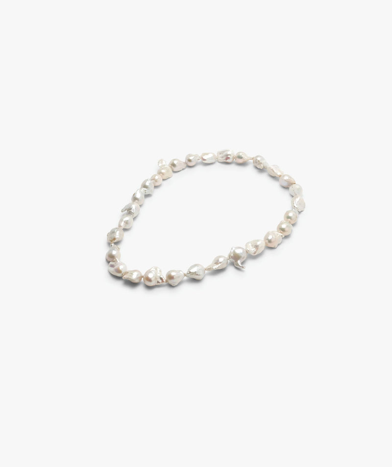 Nacre necklace: baroque pearls