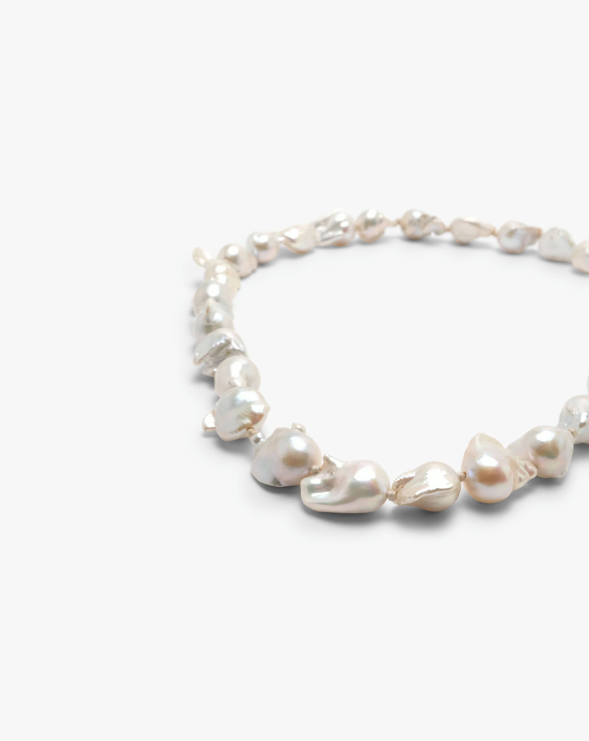 【新品未使用】baroque pearl combi necklace Baroque Pearl Drop Station Necklace | Caitlyn Minimalist
