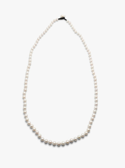 Lang halskæde i perler