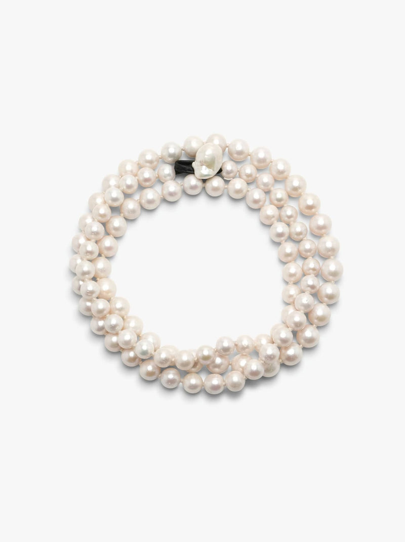 Astrée necklace: freshwater pearls