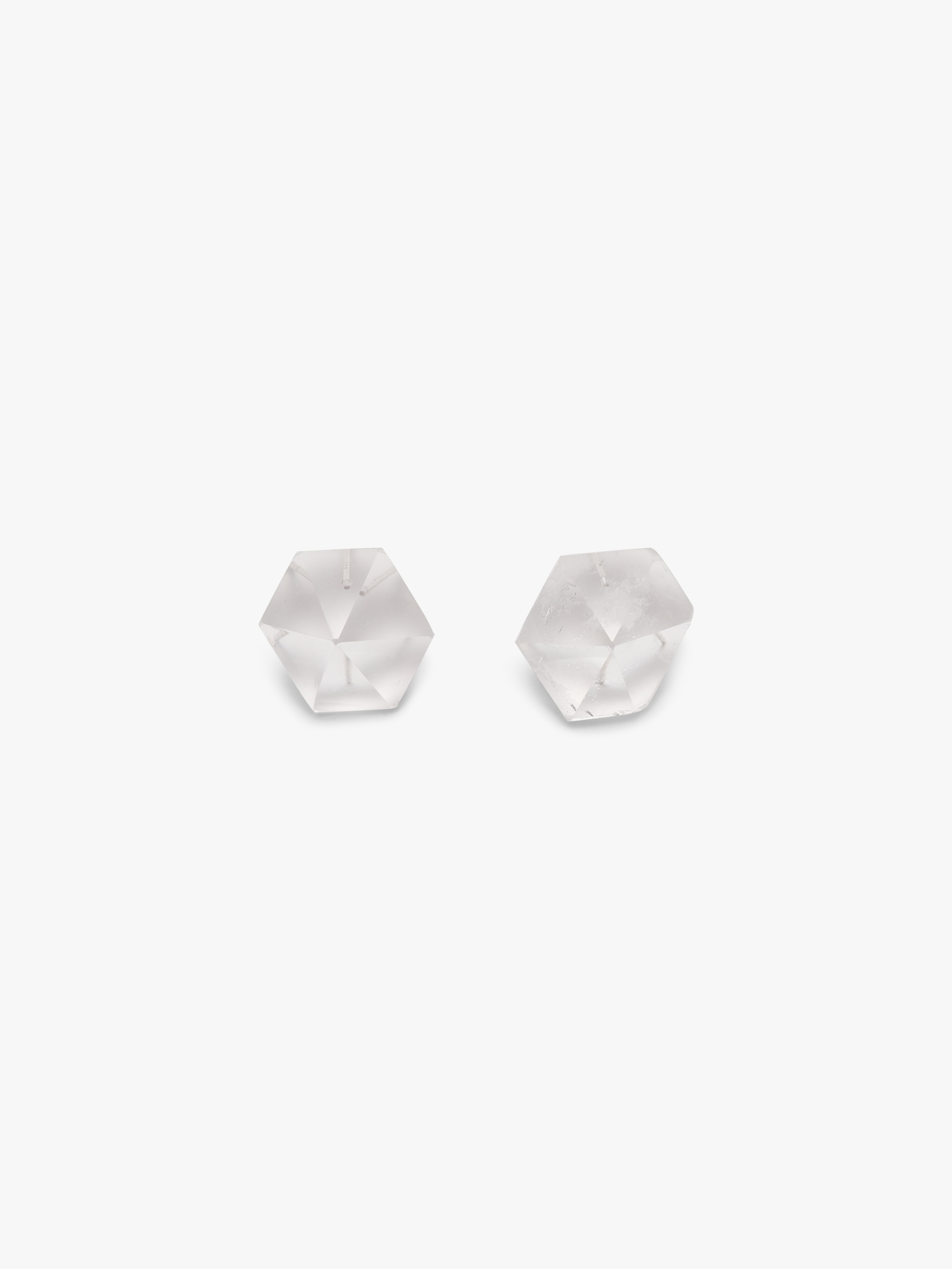 Éclat stud earrings: mountain crystal