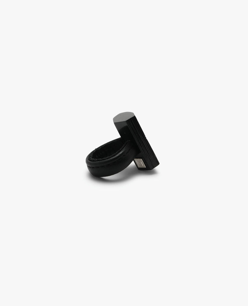 Encre ring: black tourmaline, leather