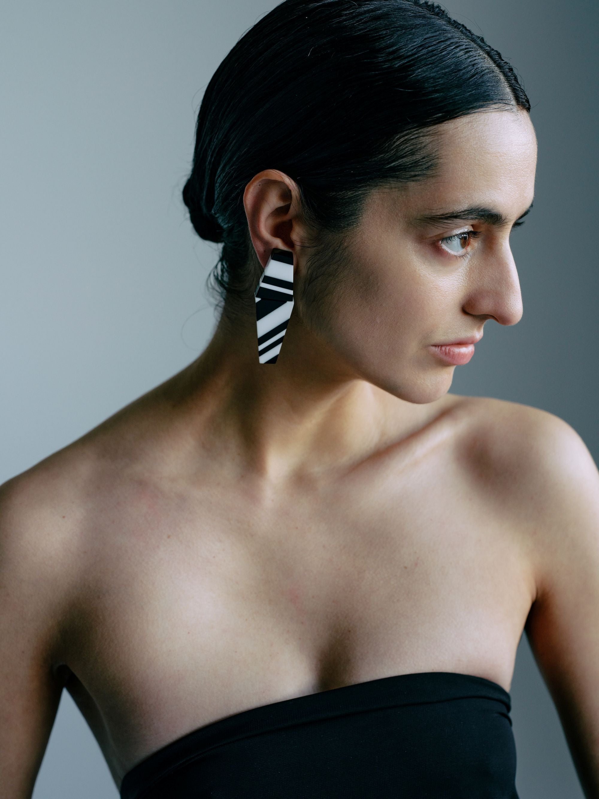 Ary earrings: striped greencast