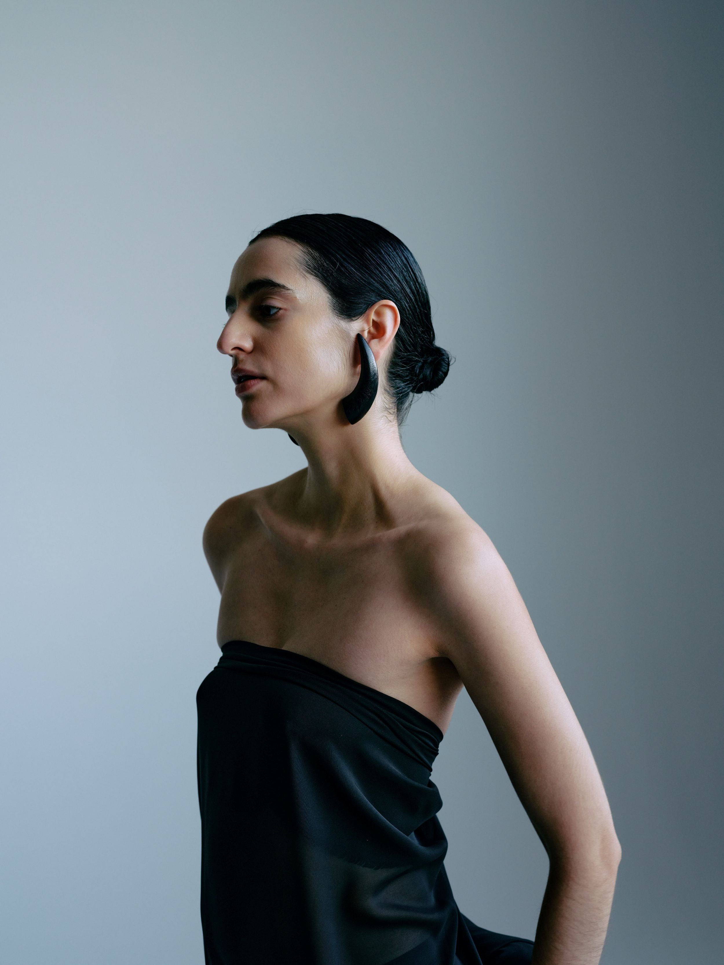 Ema earrings: black acacia