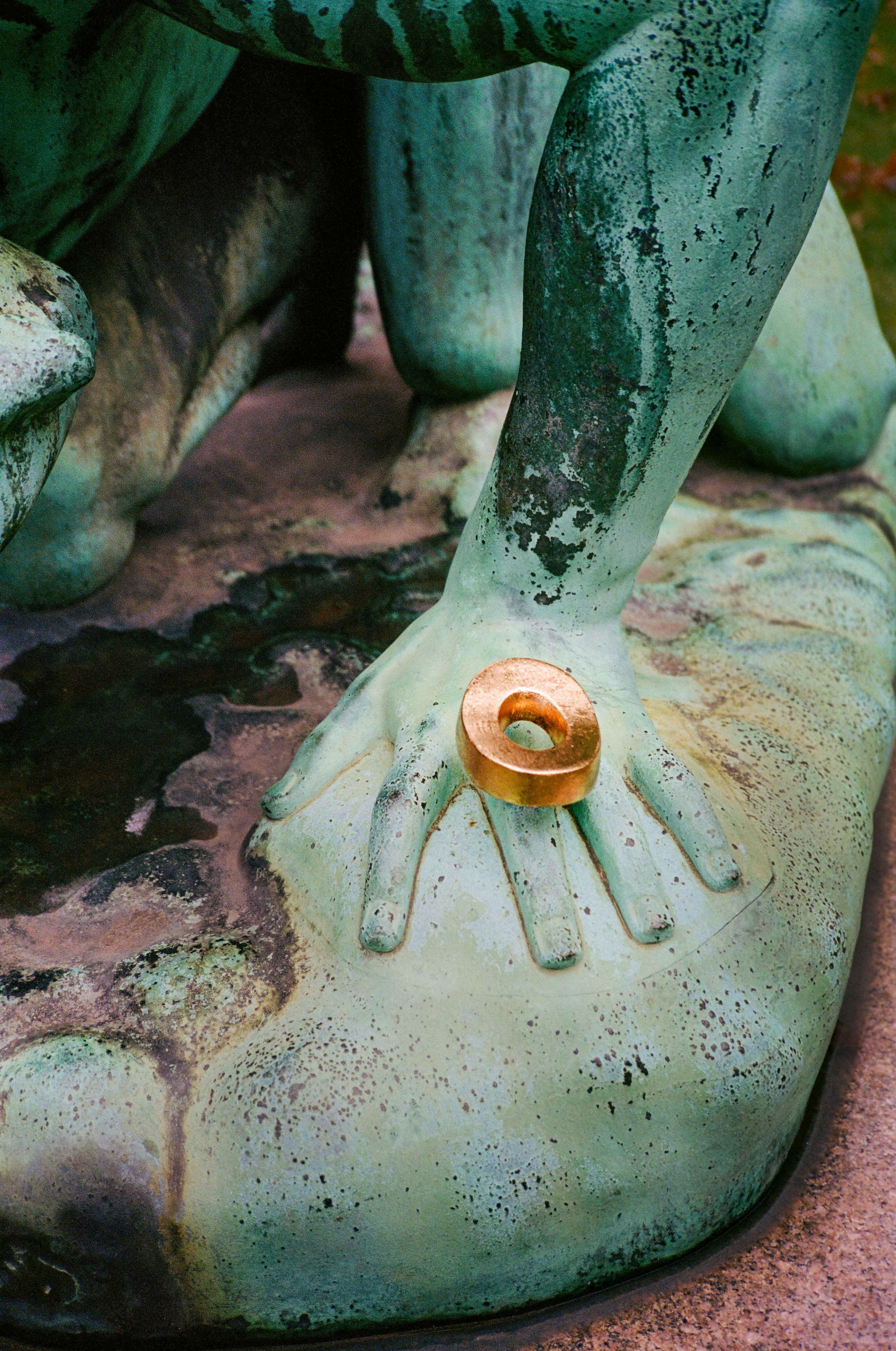 Elowen ring: acacia, goldfoil, leather