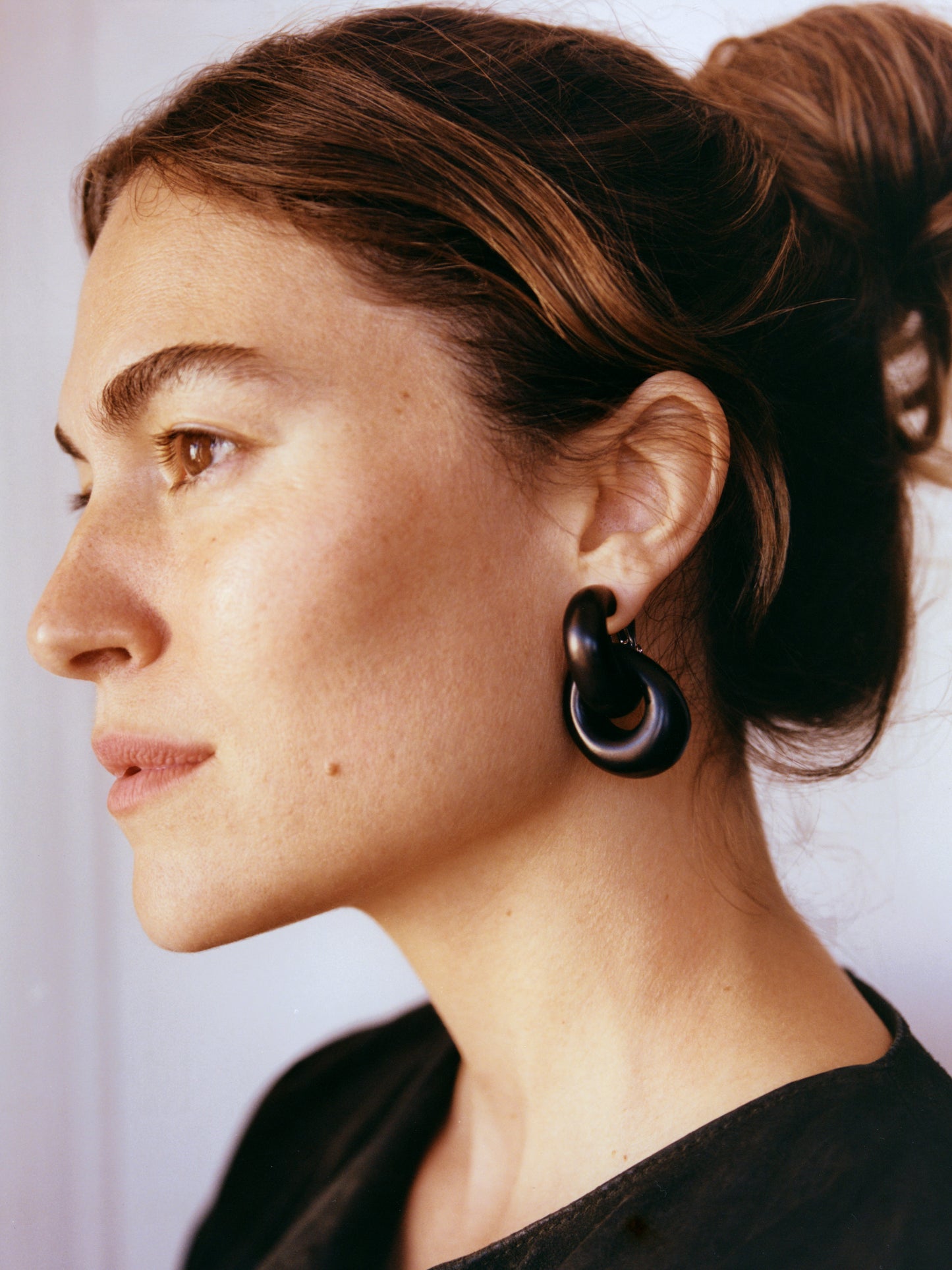 Havana earrings: black