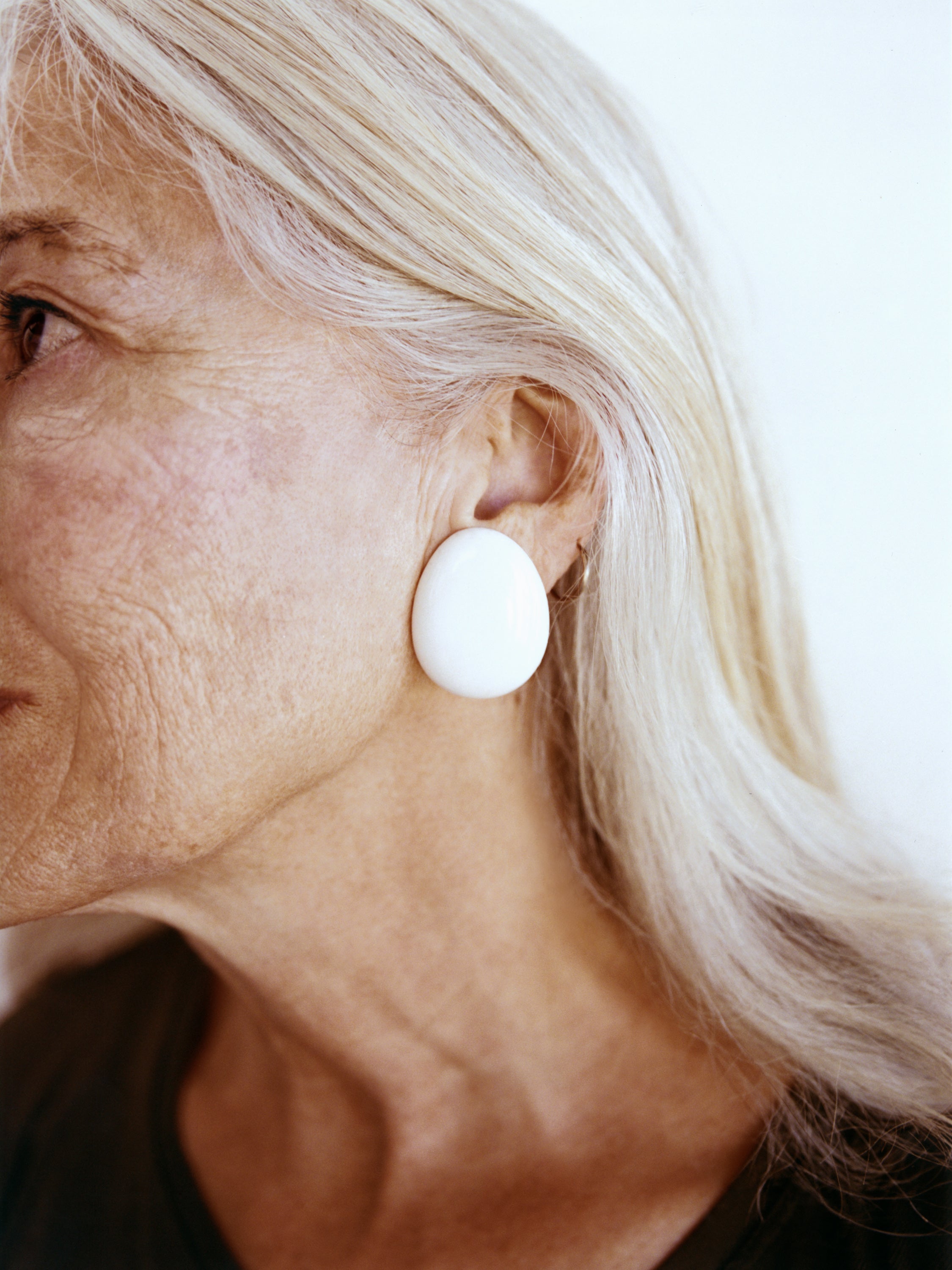 Lima earrings: white