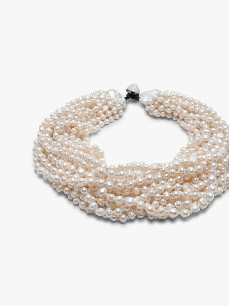 Necklace: freshwater pearls, baroque pearls