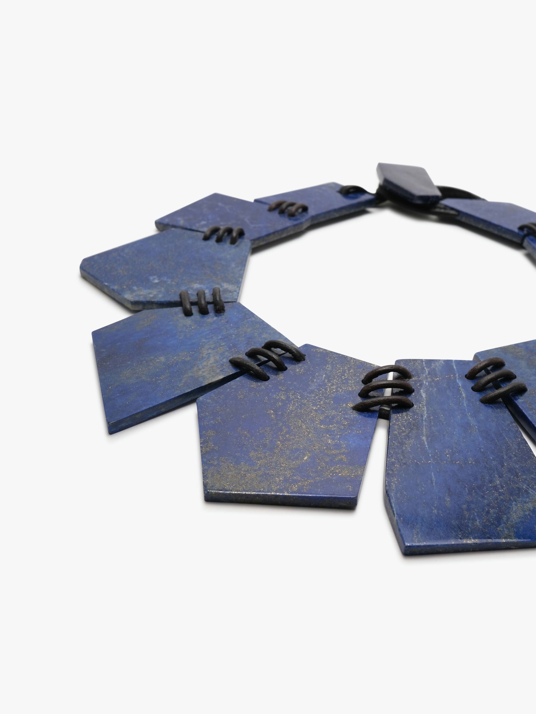Necklace: lapis lazuli, leather