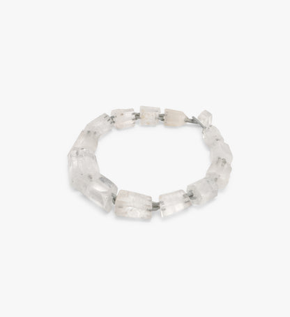 Necklace: mountain crystal, wire