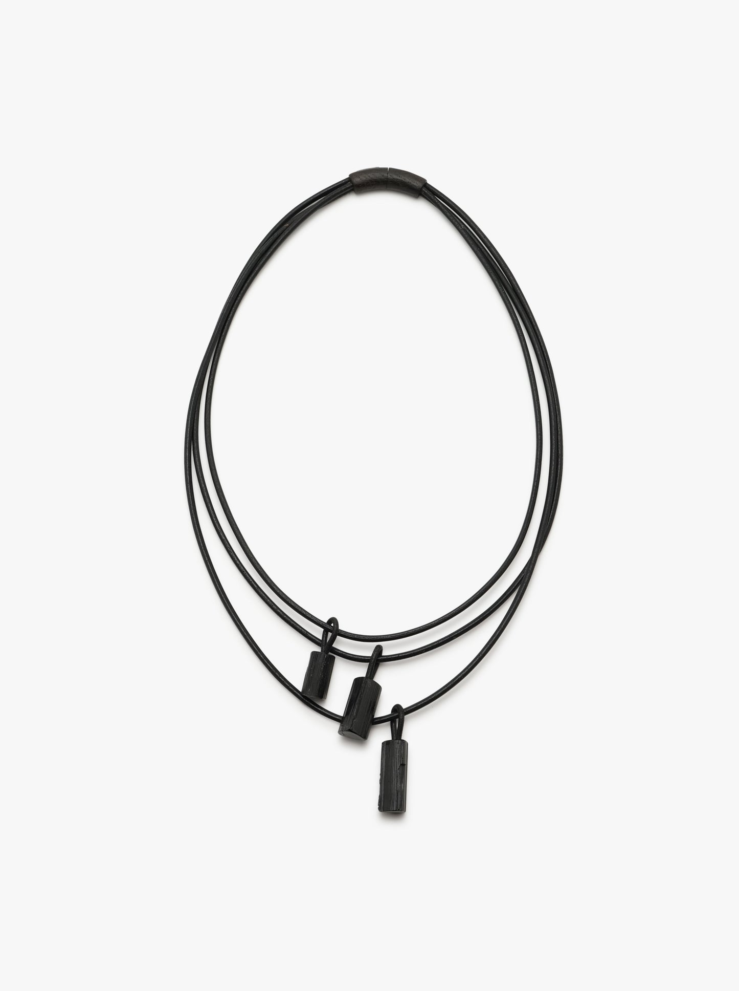 Necklace: black tourmaline, leather – Monies
