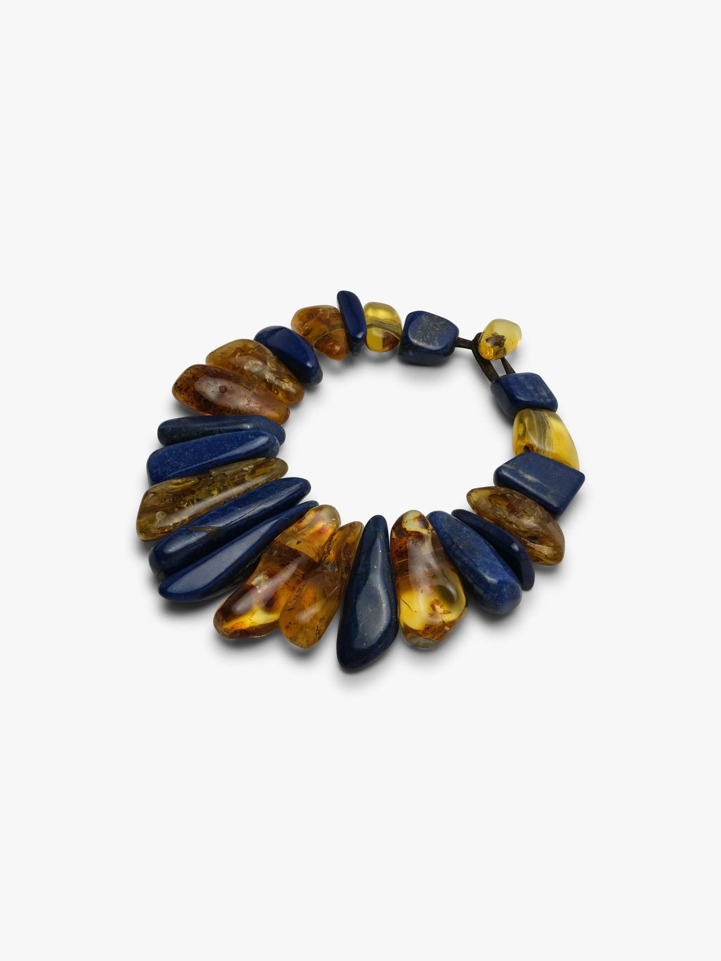 Necklace: lapis lazuli, amber