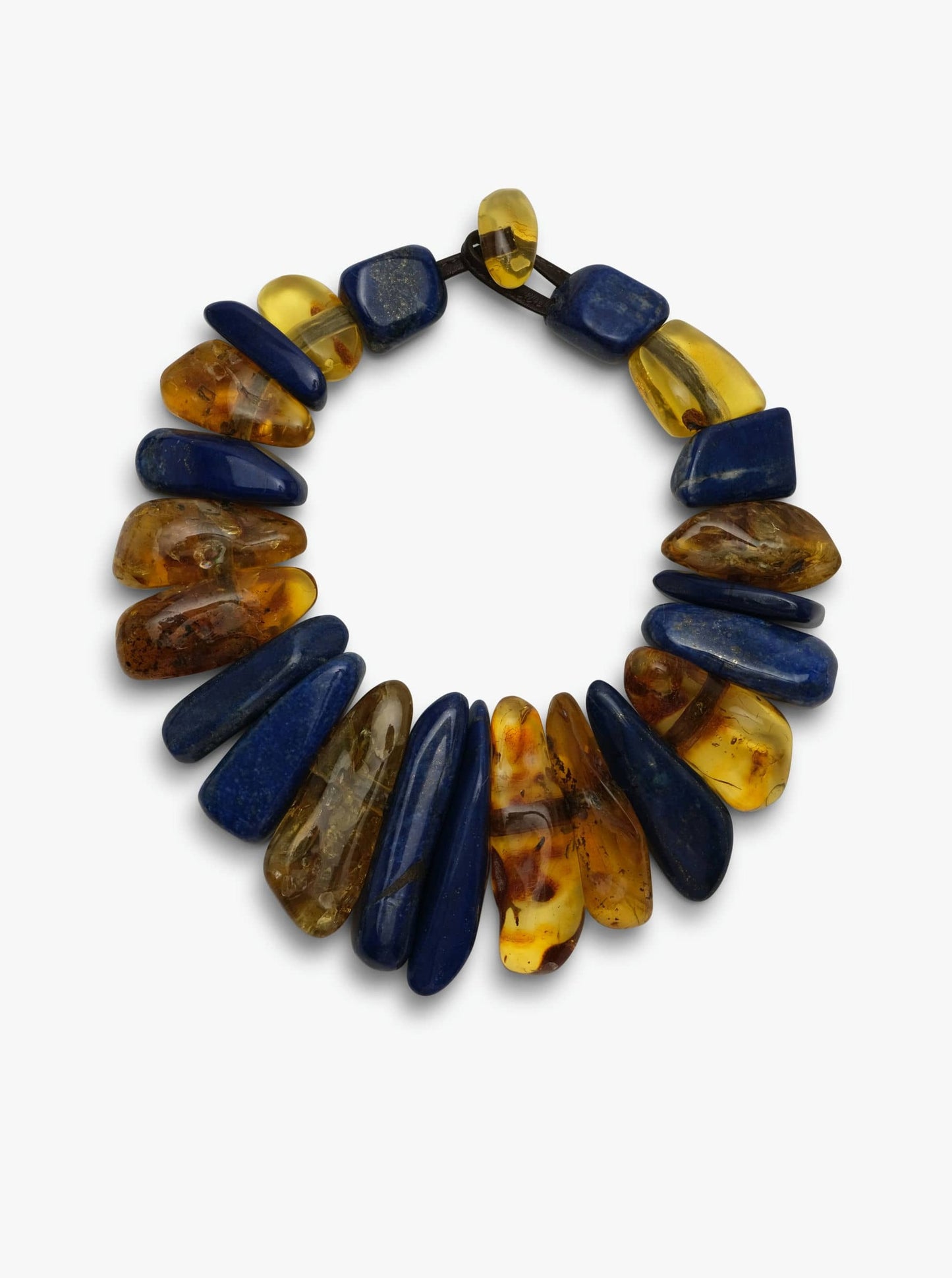 Necklace: lapis lazuli, amber