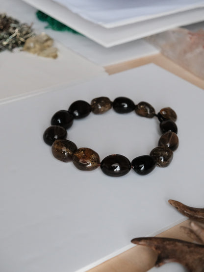 Necklace: smoked quartz, amber