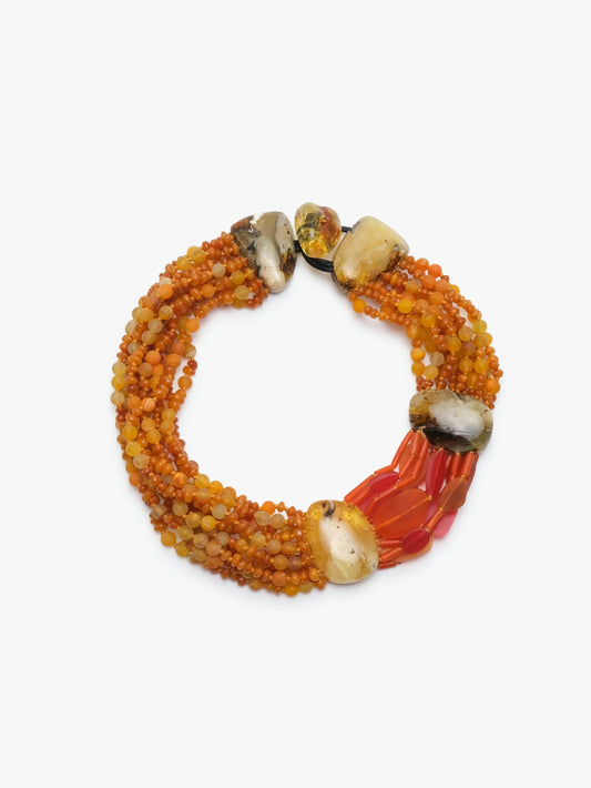 Necklace: agath, horn, amber