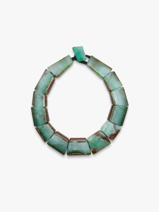 Necklace: chrysoprase