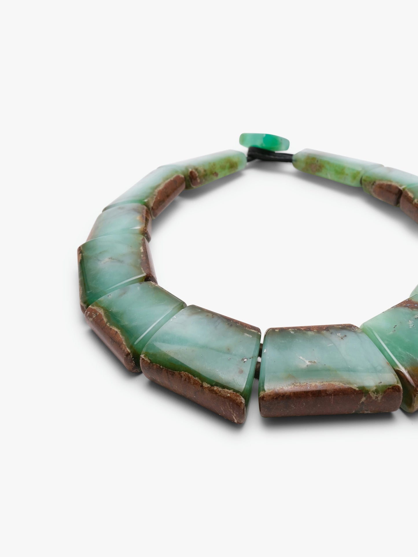 Necklace: chrysoprase