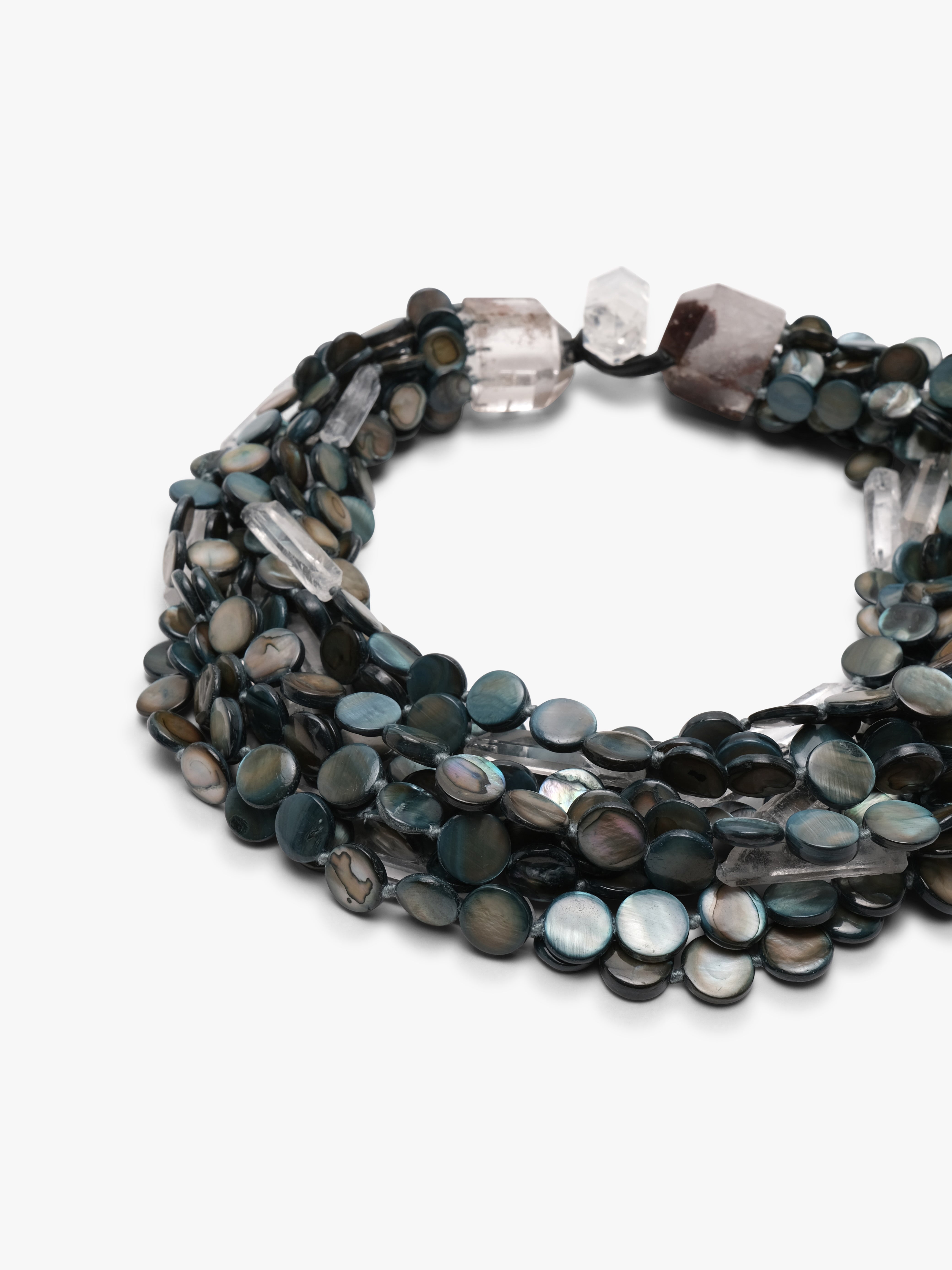 Necklace: shell, mountain crystal, quartz