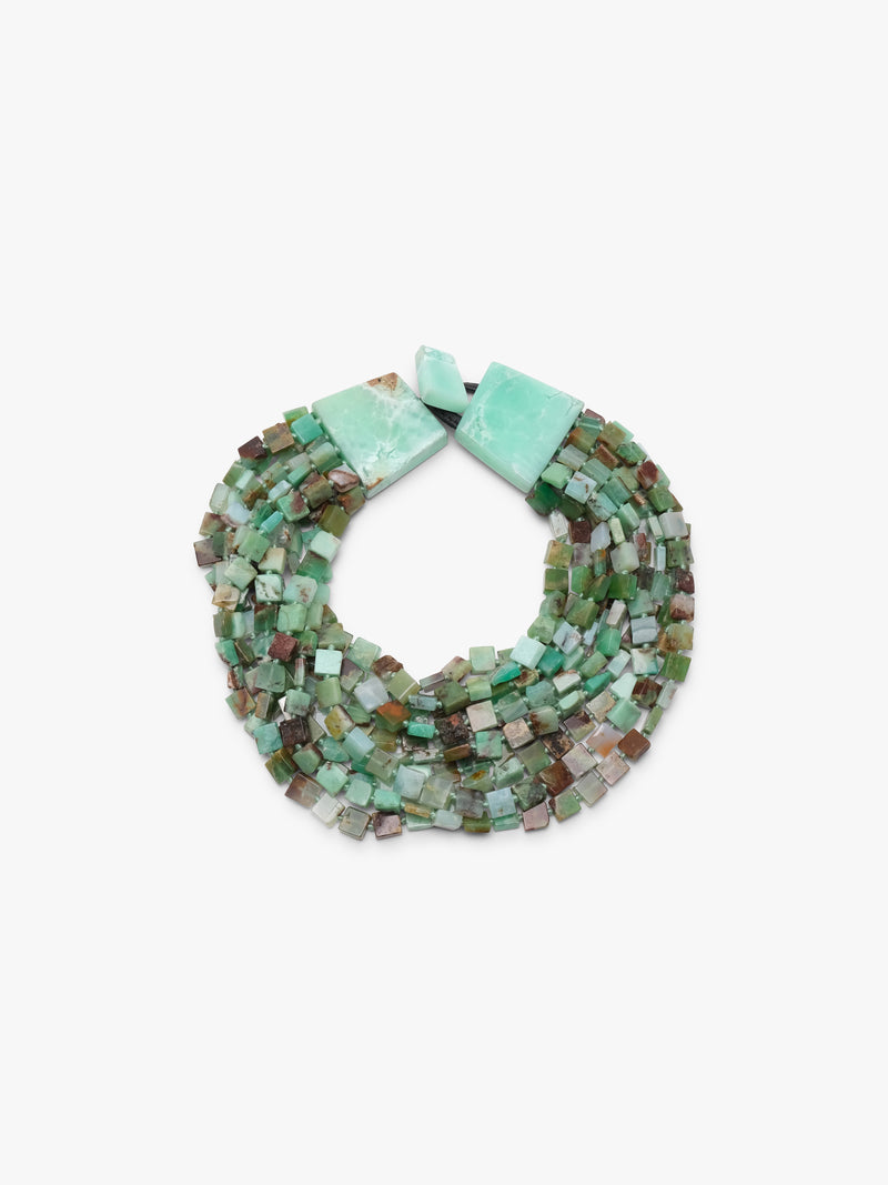 Necklace: chrysoprase