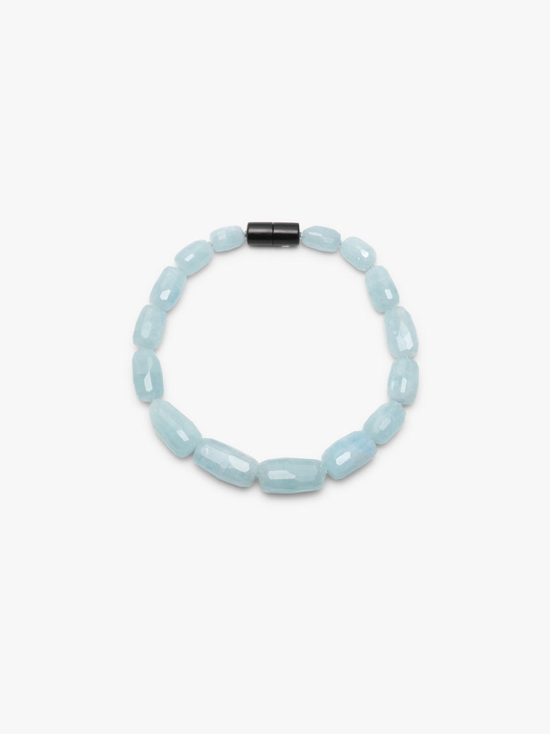 Necklace: aquamarine, horn