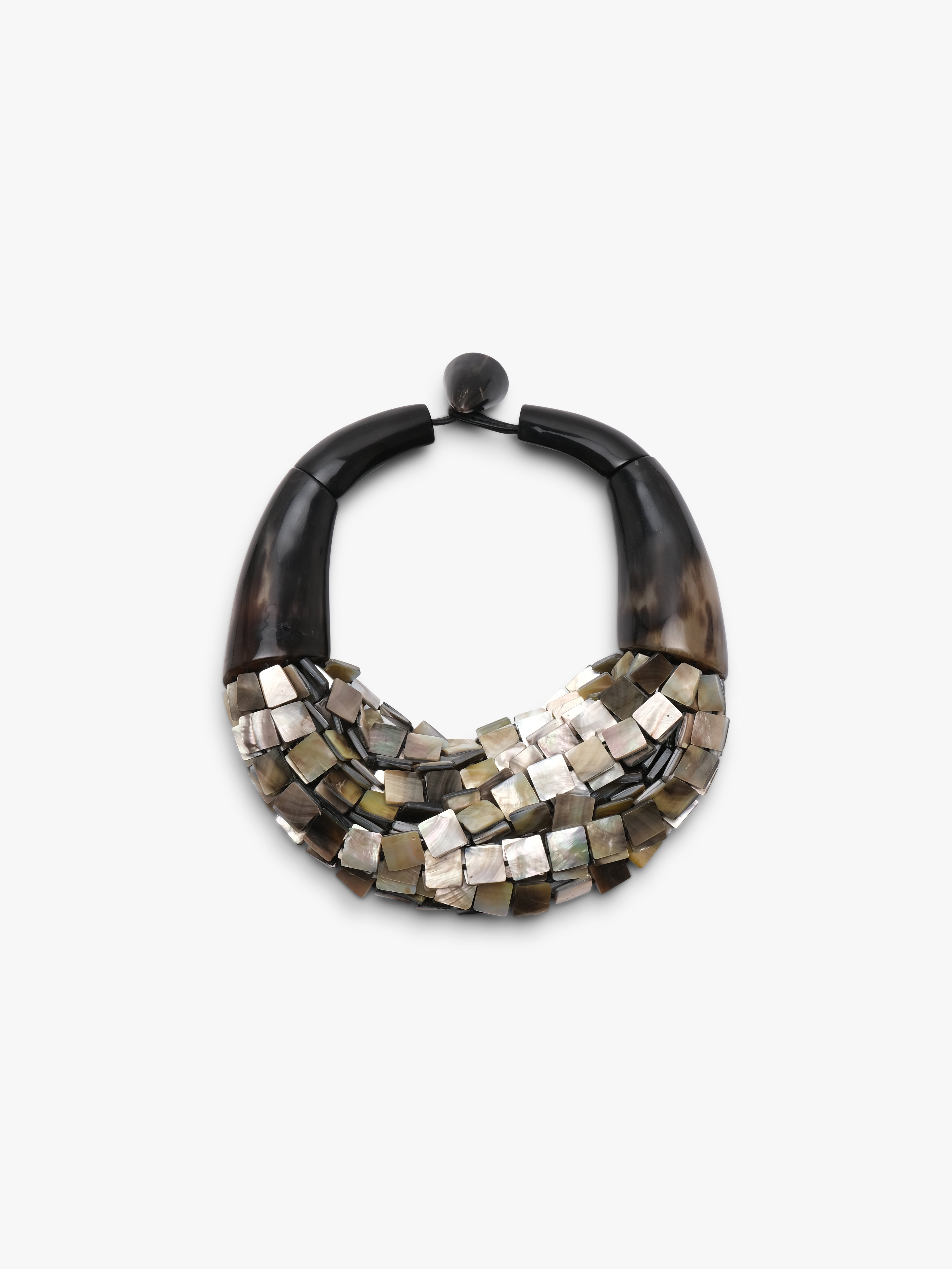 Necklace: horn, mother of pearl