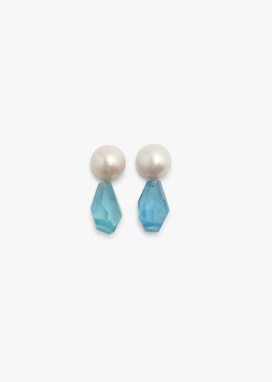 Ear studs: aquamarine, freshwater pearl