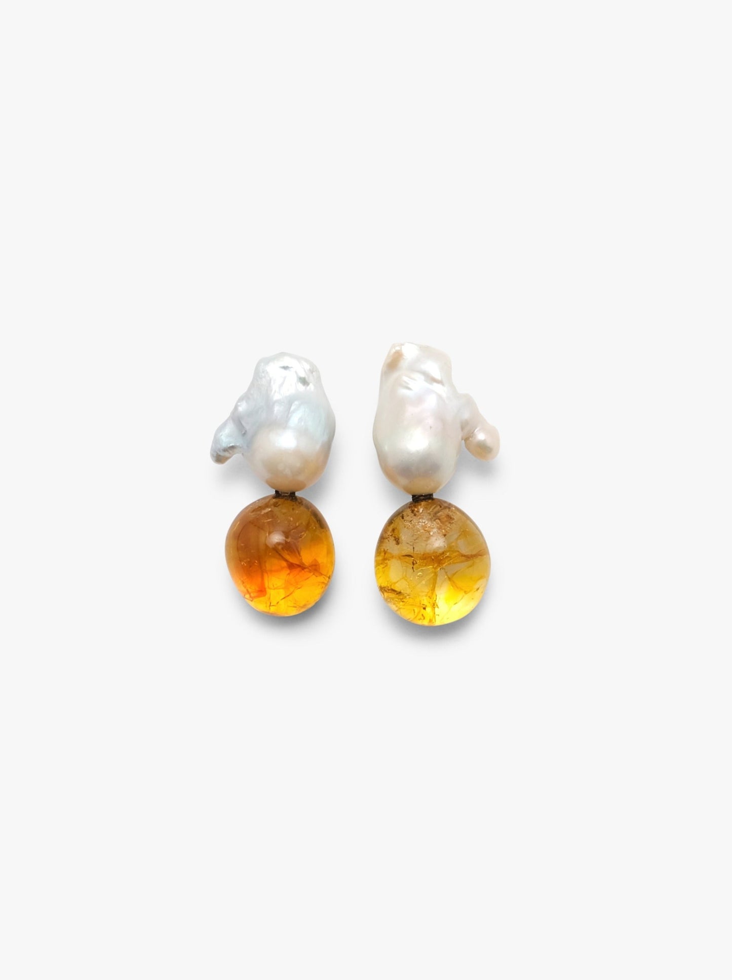 Ear pins: baroque pearl, citrine