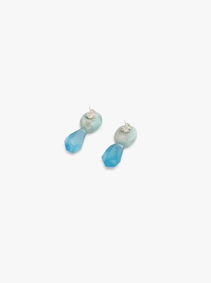 Ear studs: aquamarine, amazonite