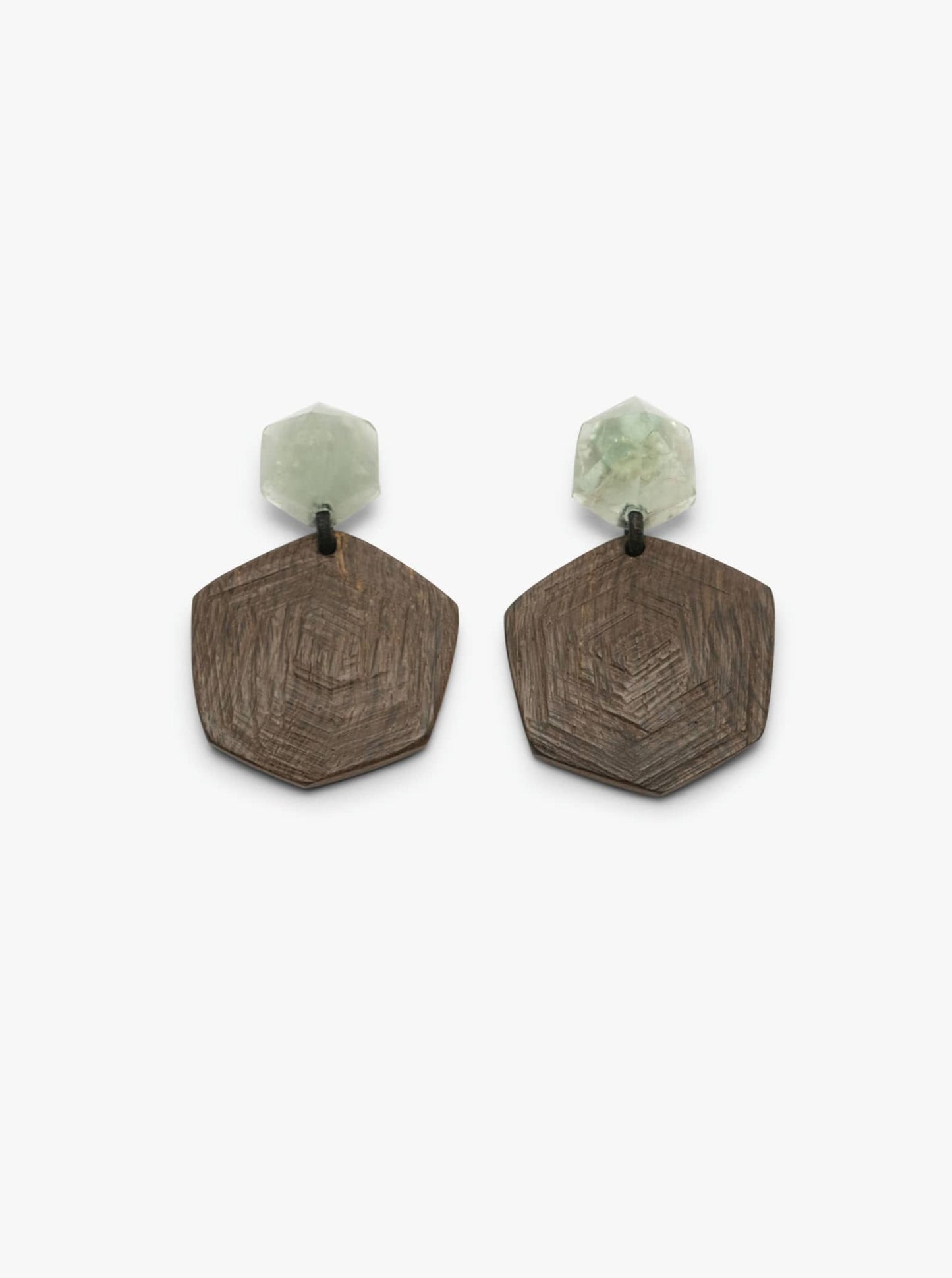 Stud earrings: flourite, bog oak