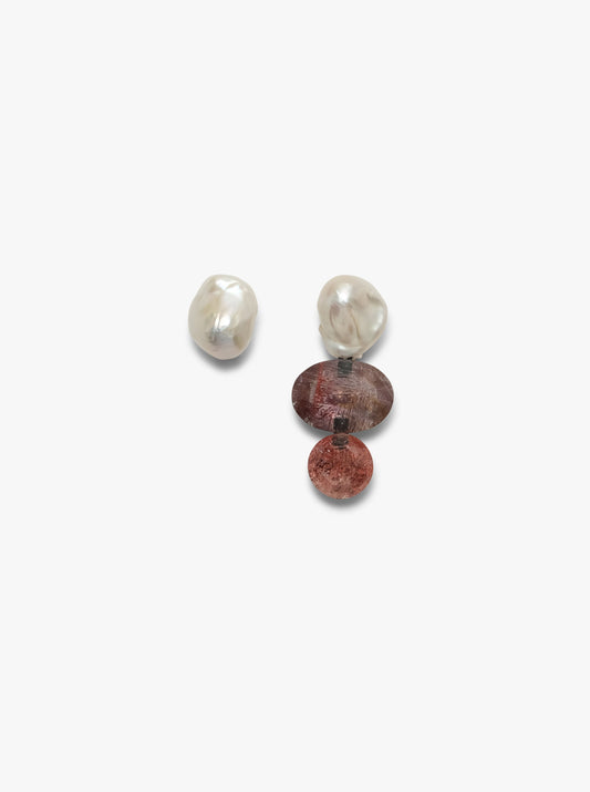 Earring: baroque pearl, strawberry quartz