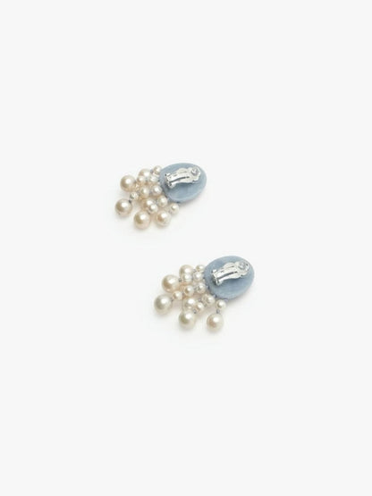 Earring: freshwater pearls, celestine