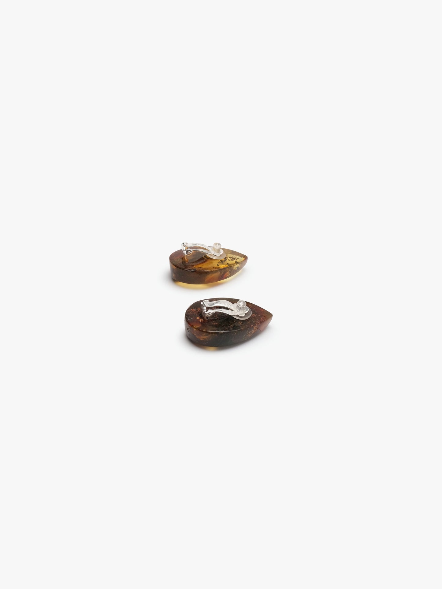 Earrings: amber