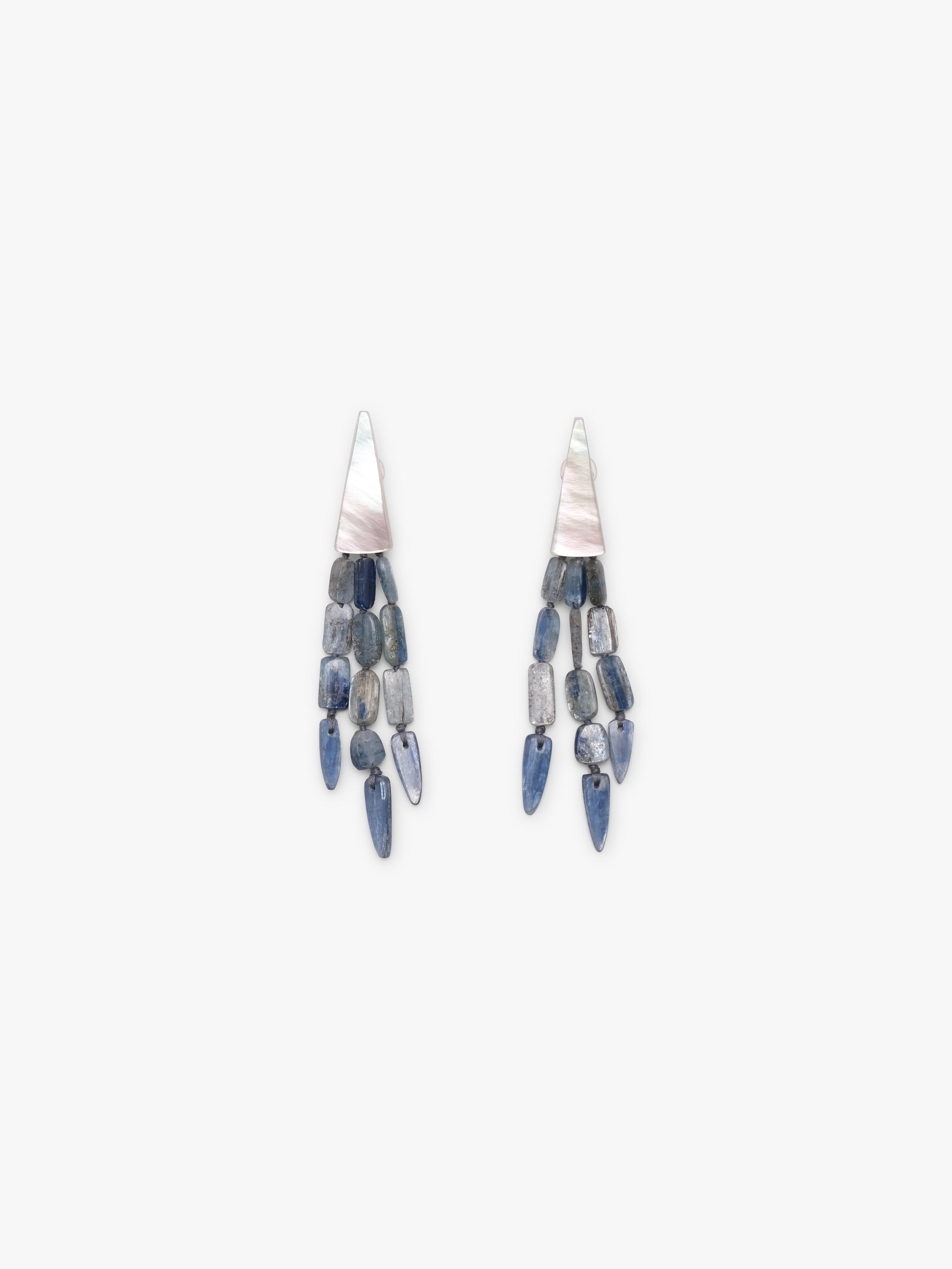 Earrings: mother of pearl, kunzit, beech