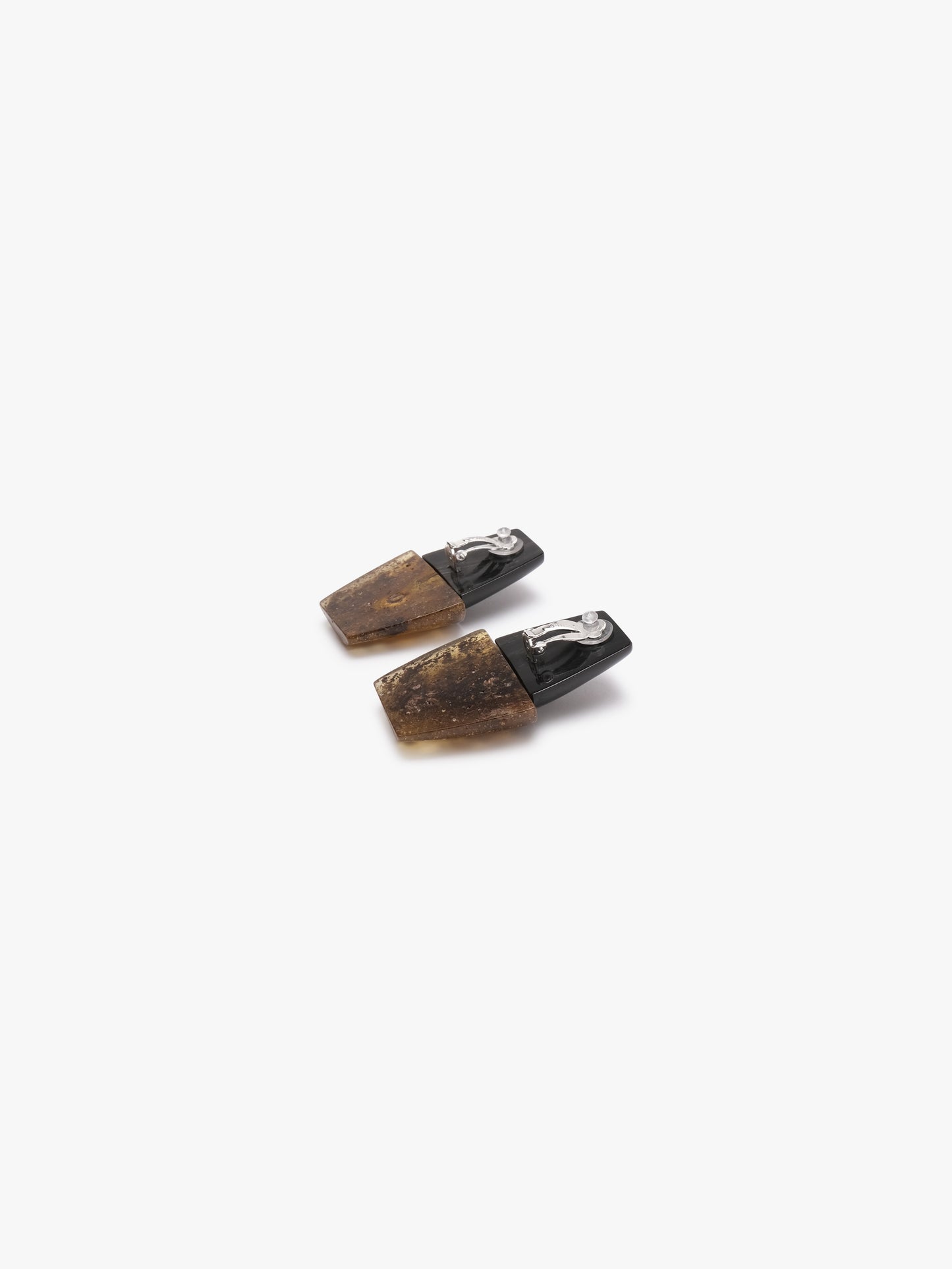 Earrings: amber, horn