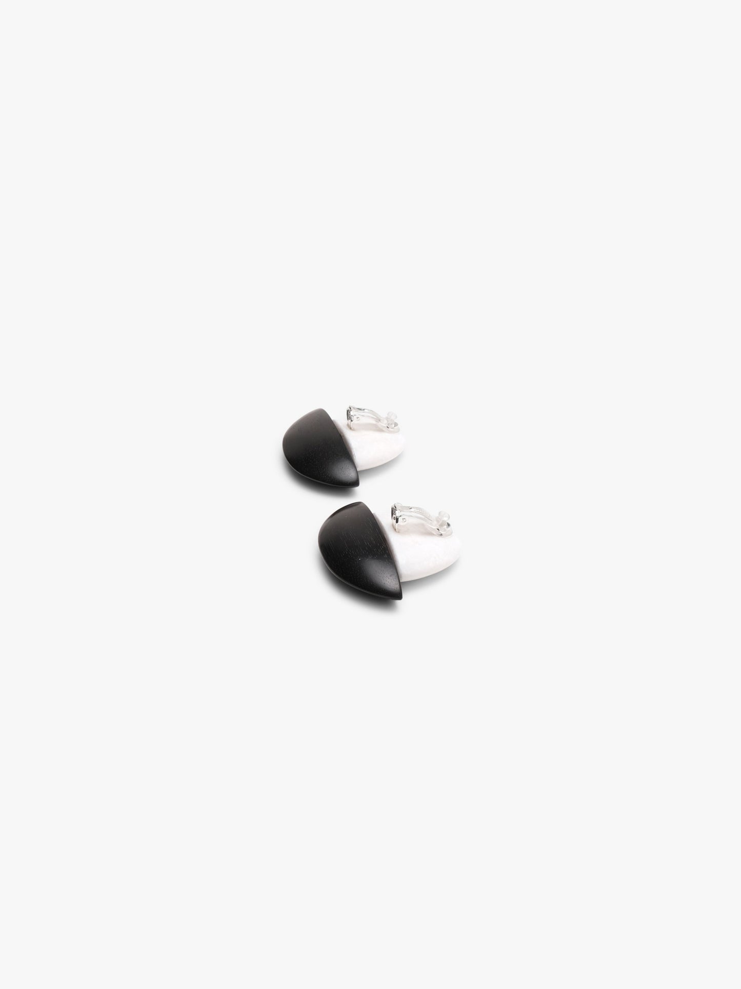 Earrings: ebony, scolitite