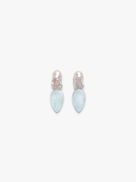 Earrings: baroque pearl, aquamarine