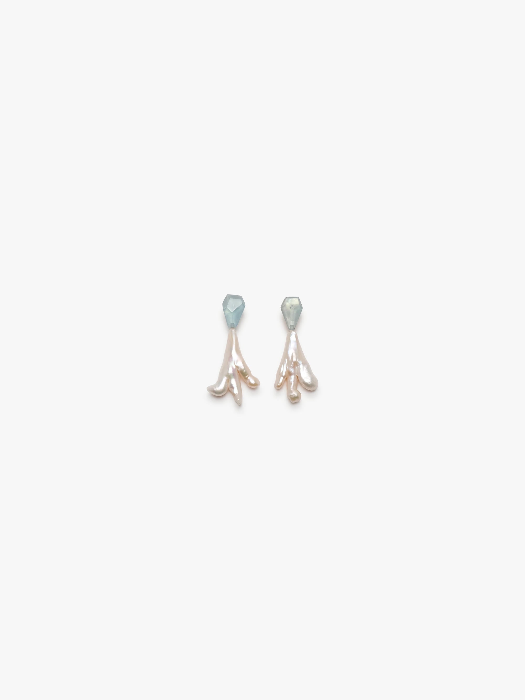 Earrings: aquamarine, baroque pearl, mother of pearl