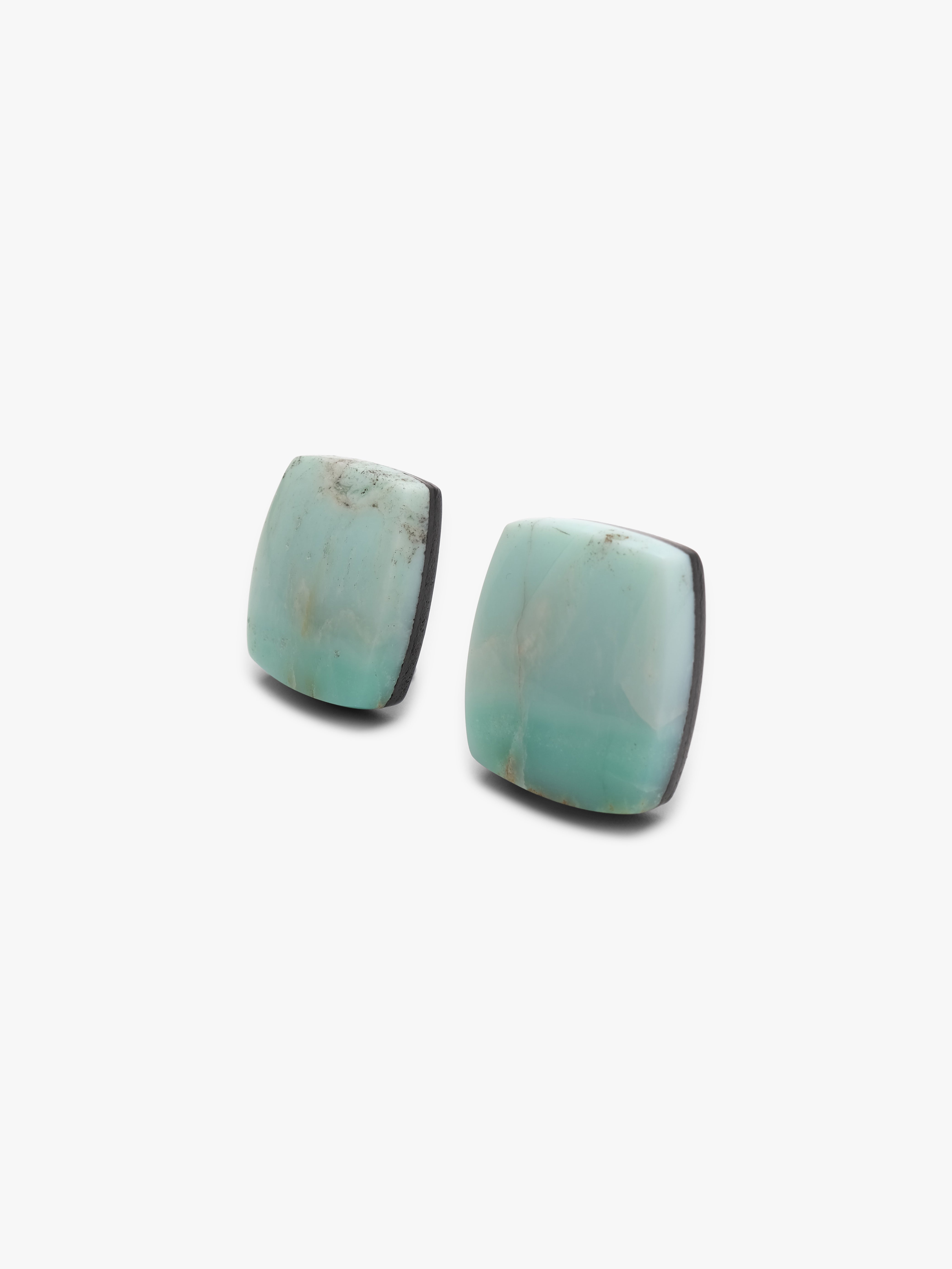Earrings: chalcedony, leather