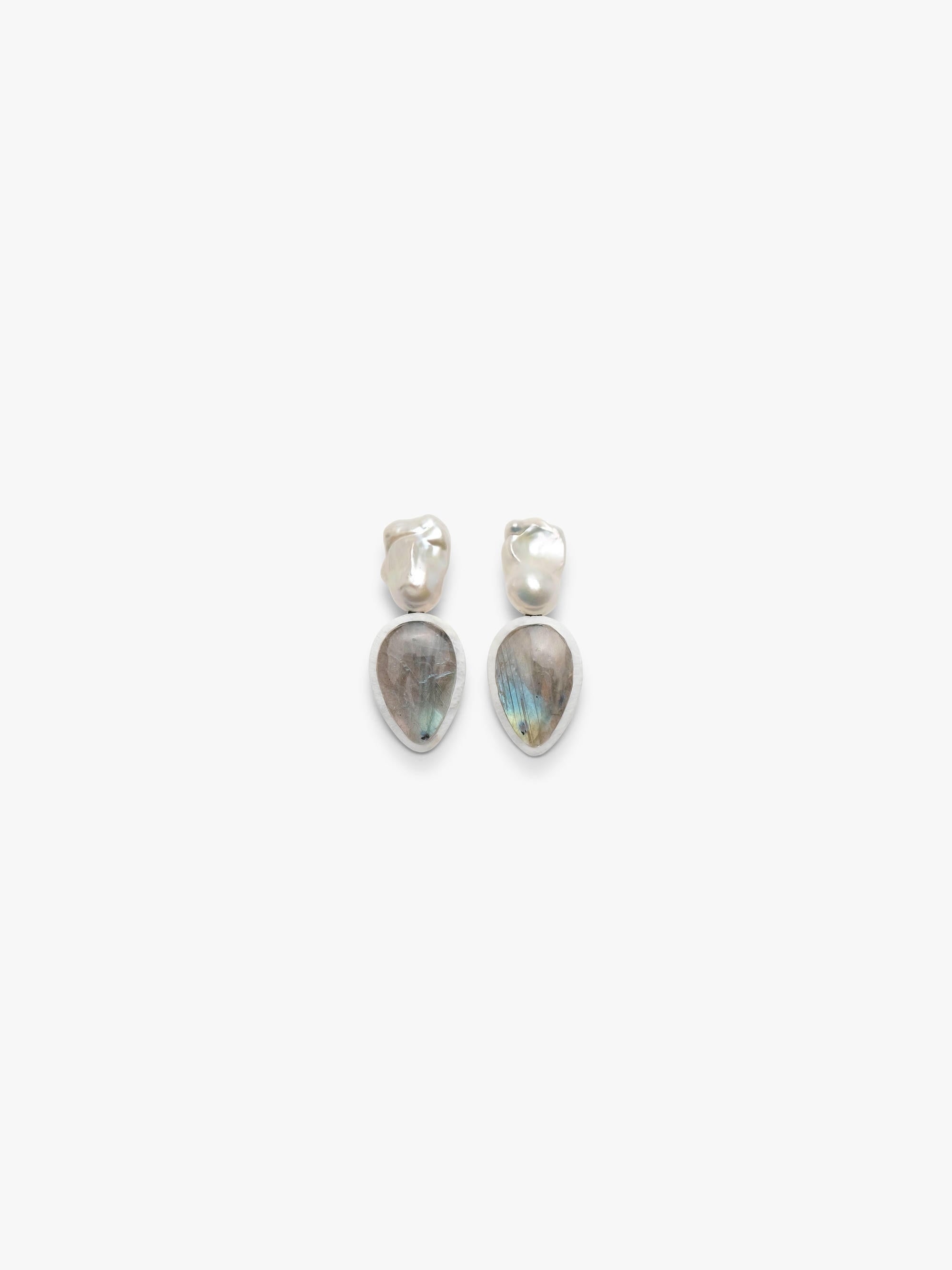 Earrings: baroque pearl, labradorite, scolotite