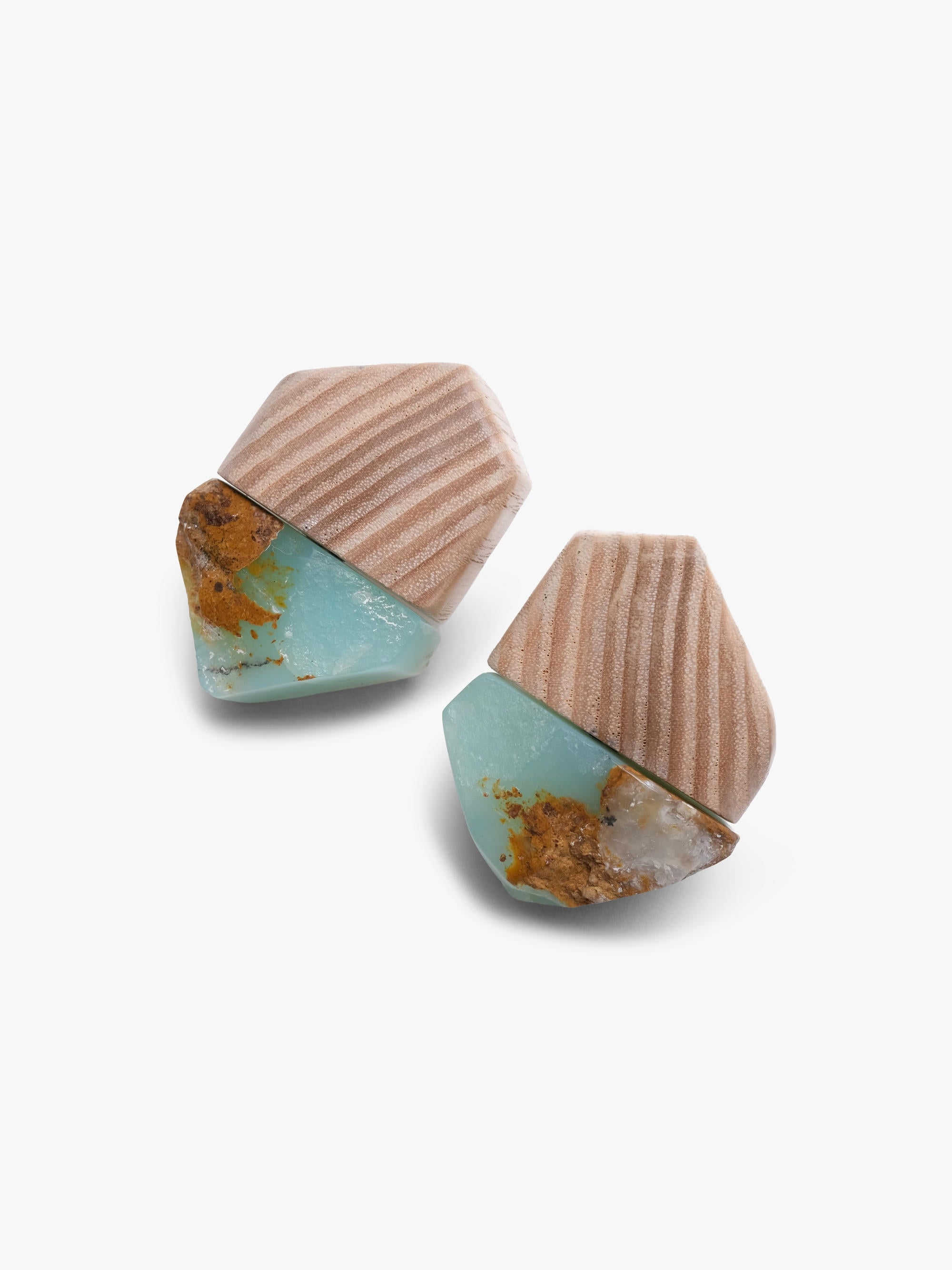 Earrings: oak, chrysoprase